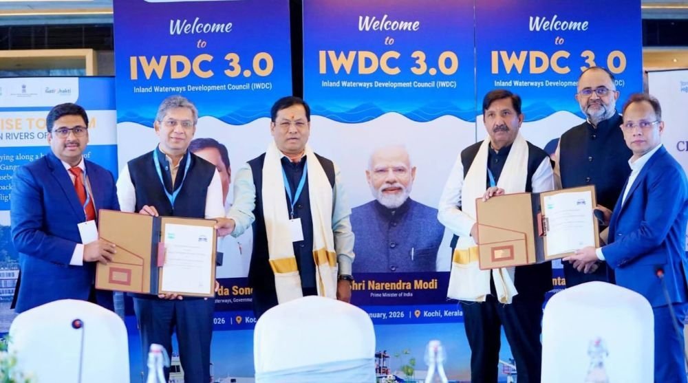अंतर्देशीय जलमार्ग विकास परिषद (IWDC) 3.0 ने भारत के अंतर्देशीय जलमार्गों पर हरित गतिशीलता, माल ढुलाई और नदी पर्यटन को बढ़ावा देने के लिए 1,500 करोड़ रुपये से अधिक की परियोजनाओं को दी मंजूरी