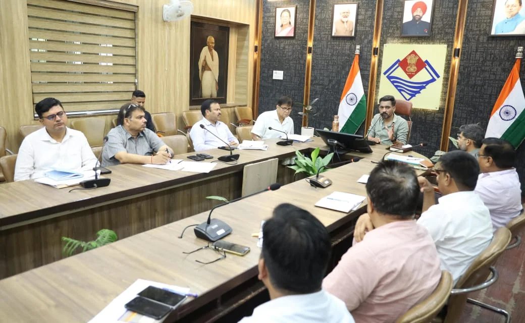 रिस्पना नदी के पुनर्जीवन को मिली नई गति, डीएम ने गठित कराई टास्कफोर्स; 7 दिन में मांगा विस्तृत एक्शन प्लान