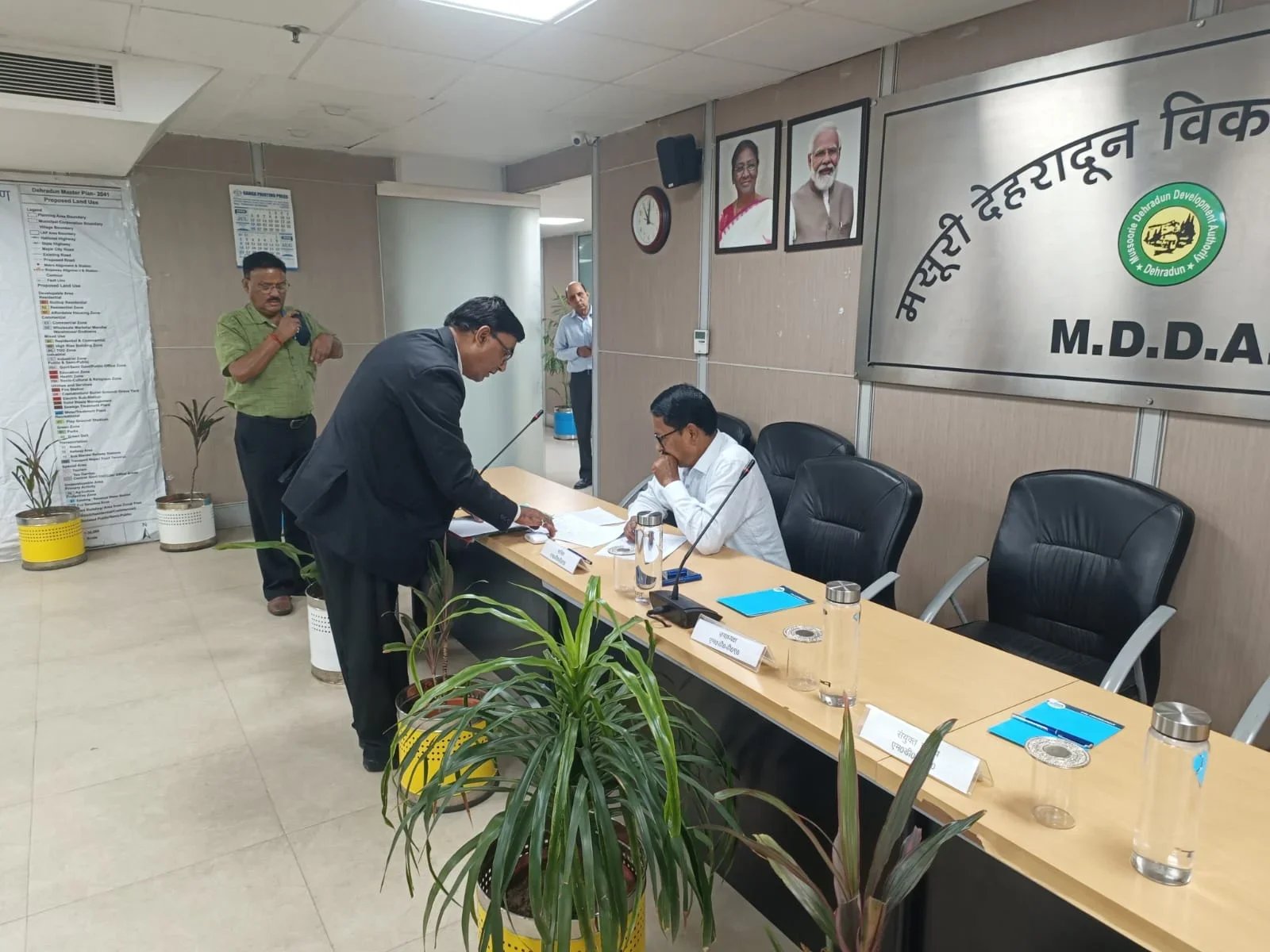एमडीडीए में आयोजित हुआ ‘समाधान दिवस’, आमजन की शिकायतों के त्वरित निस्तारण के दिए गए निर्देश