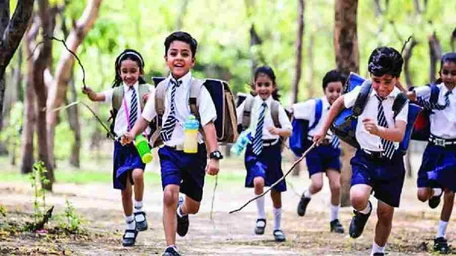 भारी बारिश के पूर्वानुमान को देखते हुए जिला प्रशासन ने लिया बड़ा फैसला, 18 अगस्त को देहरादून जिले में कक्षा 1 से 12 तक के सभी शैक्षणिक संस्थान और आंगनबाड़ी केंद्र रहेंगे बंद